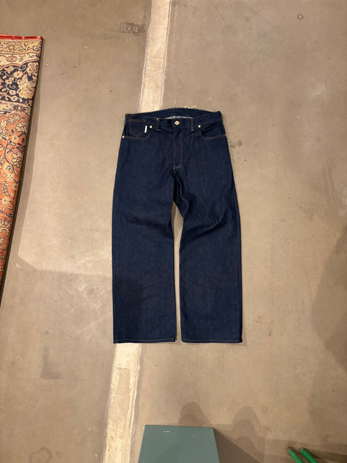 O Cut Jeans (Preorder)